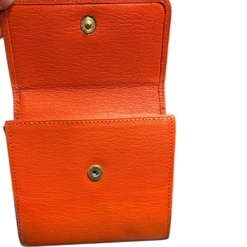 CHANEL Vintage Leather Flap Wallet with Gold-Tone Logo - Picture 4 of 7